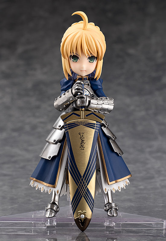 Fate/stay night [Unlimited Blade Works]: Saber Posable Figure