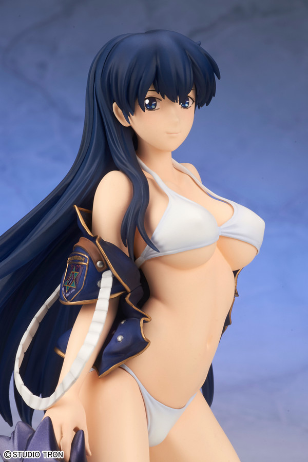 “Silent Möbius” Katsumi Liqueur Grand Toys Swimsuit Jacket ver.