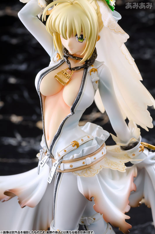 Fate/EXTRA CCC - Saber 1/8 Complete Figure