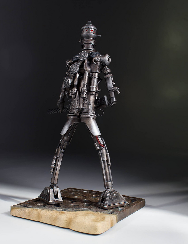 Gentle Giant Star Wars Assassin's Robot [IG-88] 1/8 Proportional Statue Statue