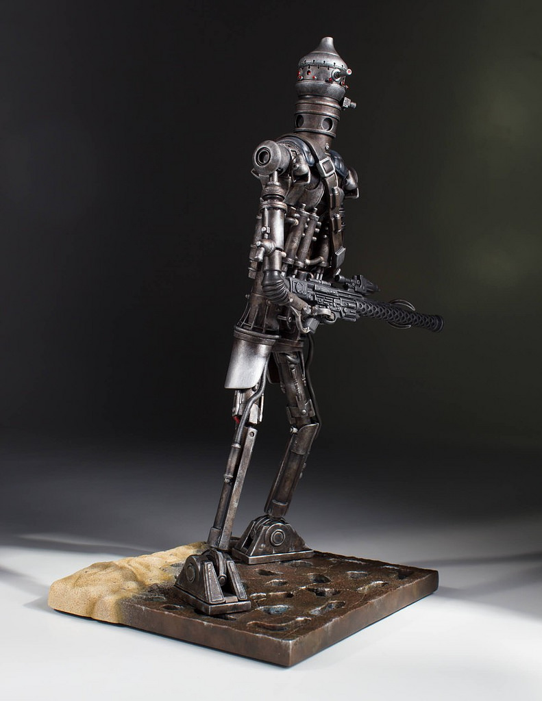 Gentle Giant Star Wars Assassin's Robot [IG-88] 1/8 Proportional Statue Statue