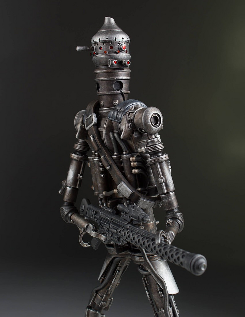 Gentle Giant Star Wars Assassin's Robot [IG-88] 1/8 Proportional Statue Statue