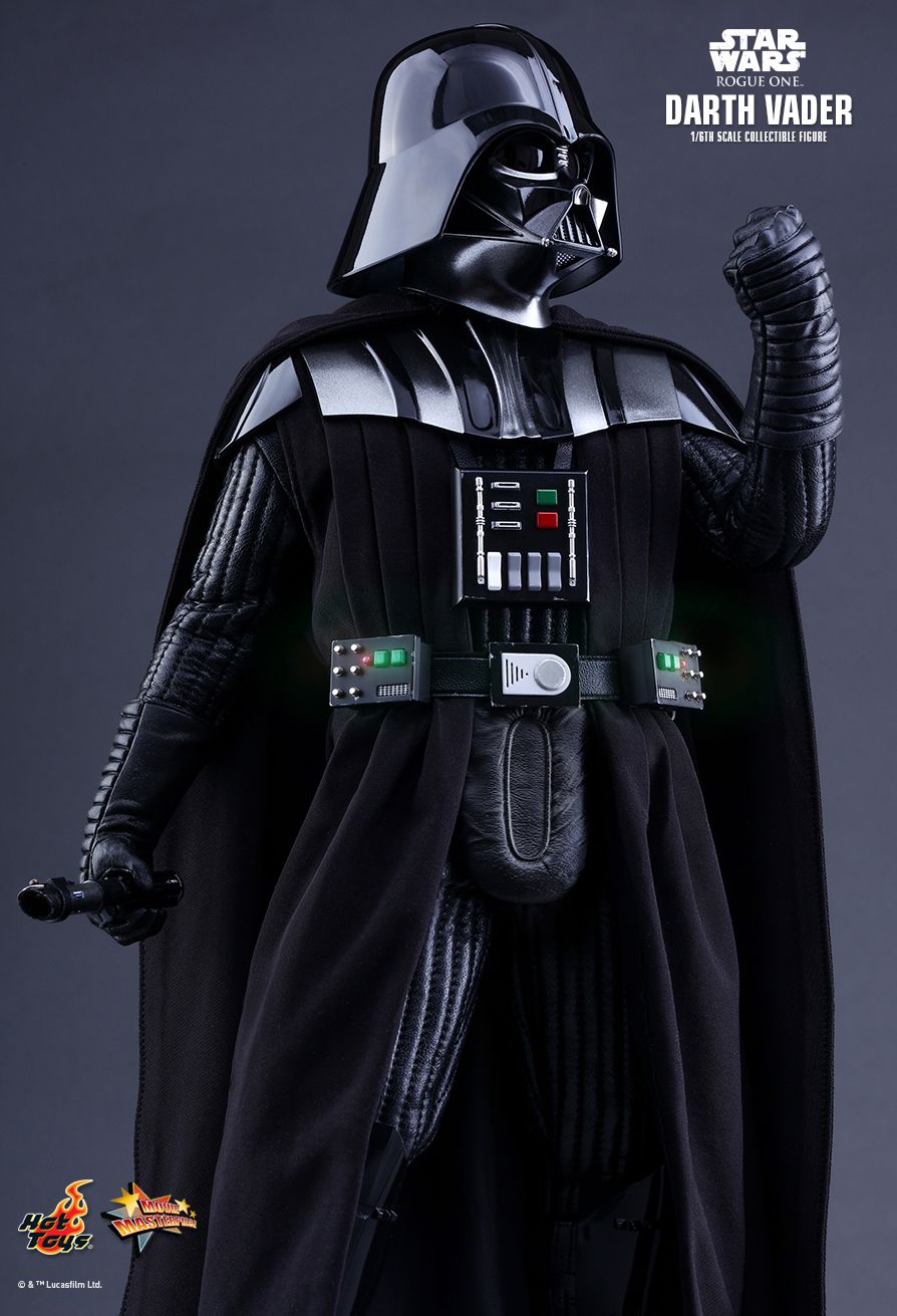 ROGUE ONE: A STAR WARS STORY DARTH VADER