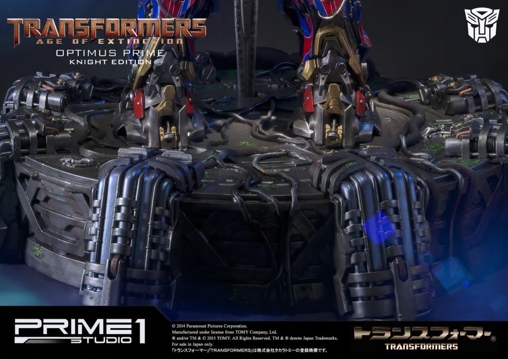Transformers / Lost Age Optimus Prime Polystone Statue Night Edition