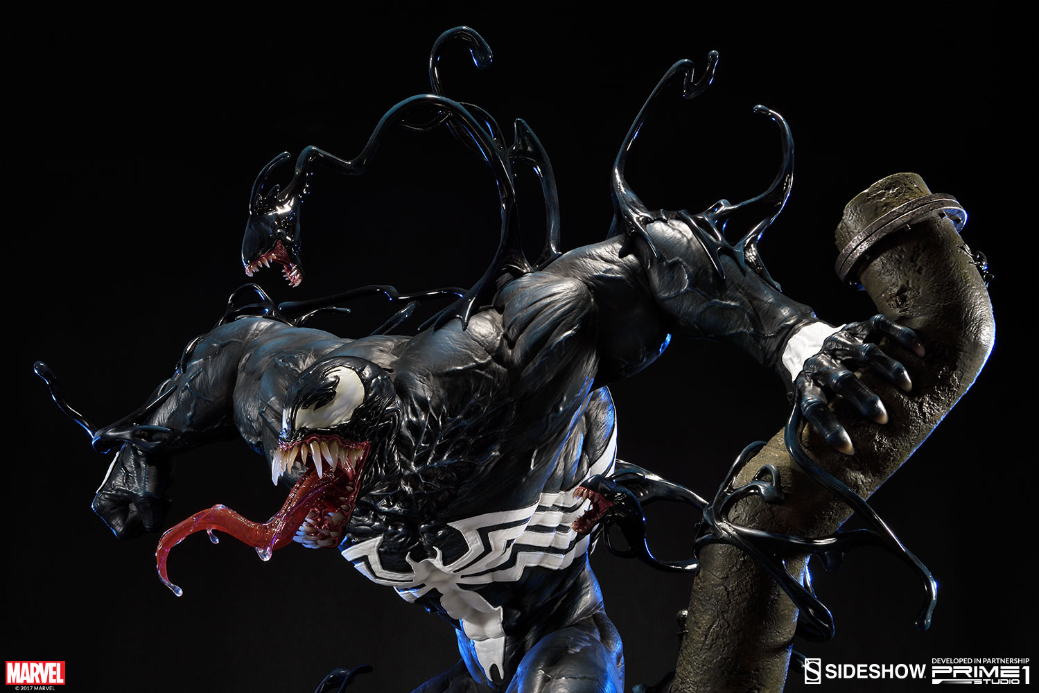 Venom Statue by Sideshow Collectibles