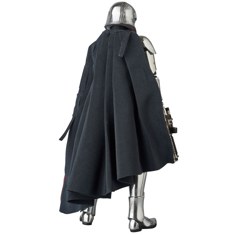 MAFEX No.028 Captain Phasma Star Wars: The Force Awakens
