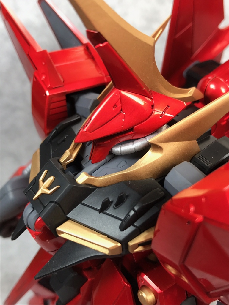 ลงสีเงางามกับ RE/100 AMX-107 Bawoo