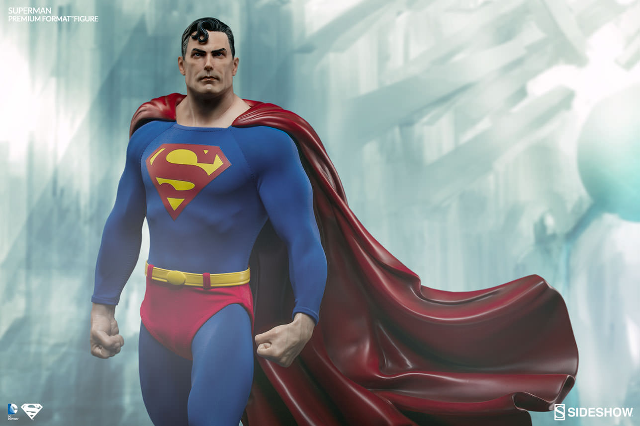 Superman Figure Premium Format™ Figure by Sideshow Collectibles