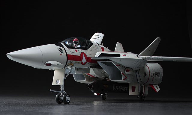 Macross VF-1J  A Valkyrie (Vermilion squad style) 148 Proportion assembly model