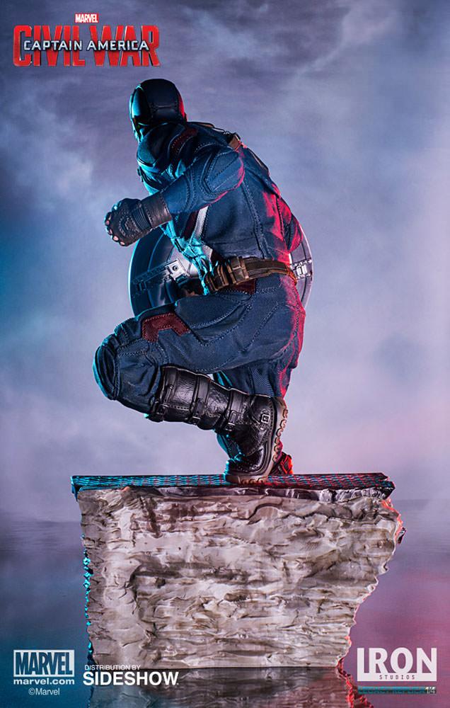 Captain America & Ant-Man statue ของ IRON Studio