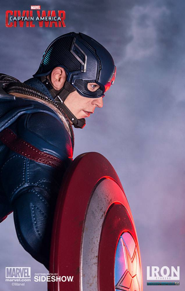 Captain America & Ant-Man statue ของ IRON Studio