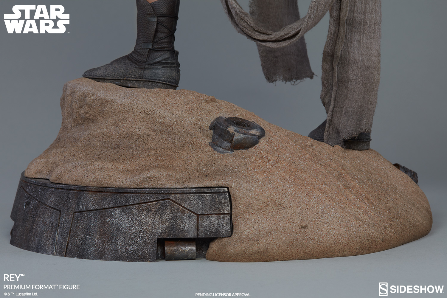 Rey Premium Format™ Figure by Sideshow Collectibles