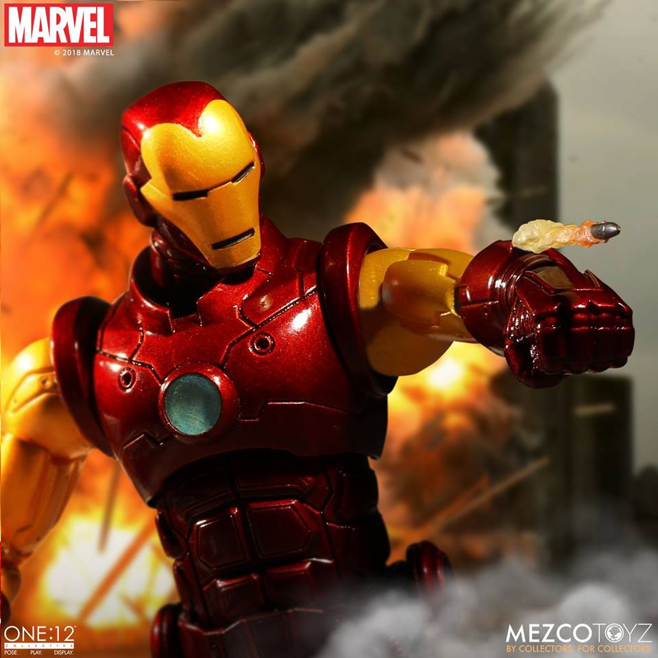 Mezco One -12 Iron Man