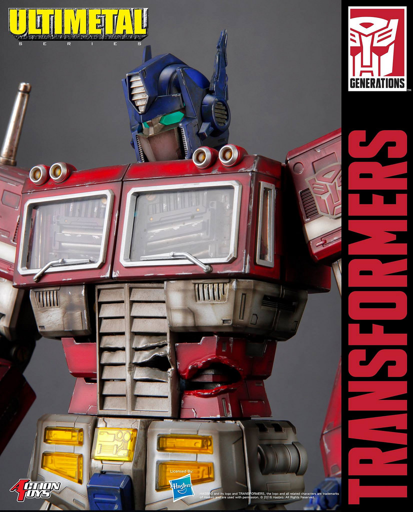 Transformers - Optimus Prime Battle Damaged