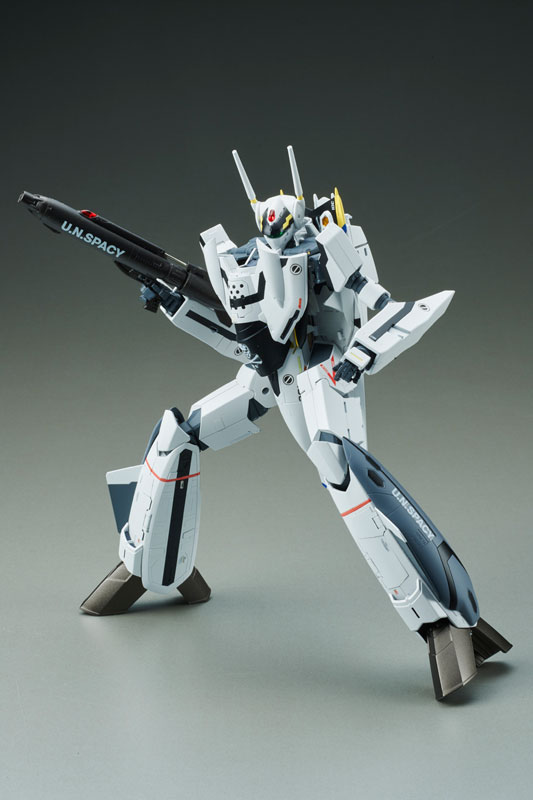 VF-0S Phoenix Focker Type from Macross Zero
