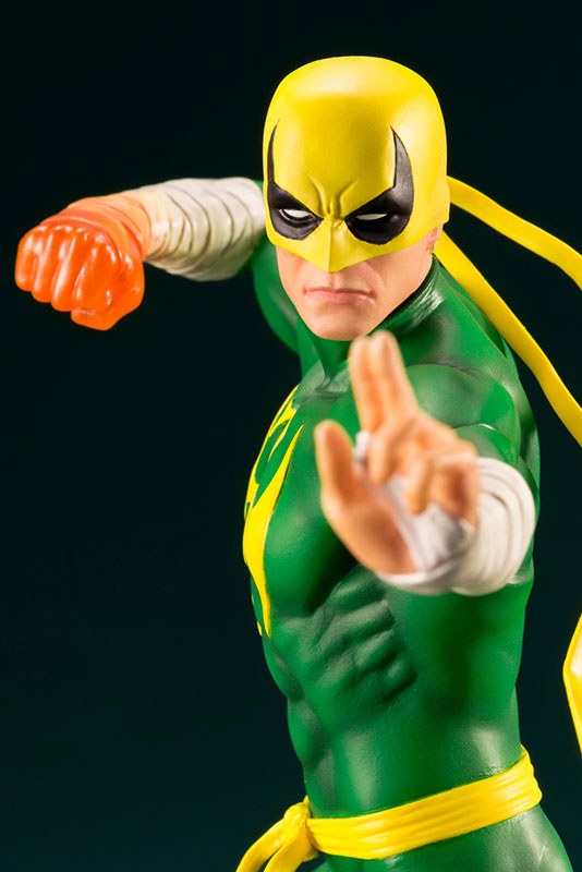 ARTFX+ - MARVEL UNIVERSE Defenders: Iron Fist