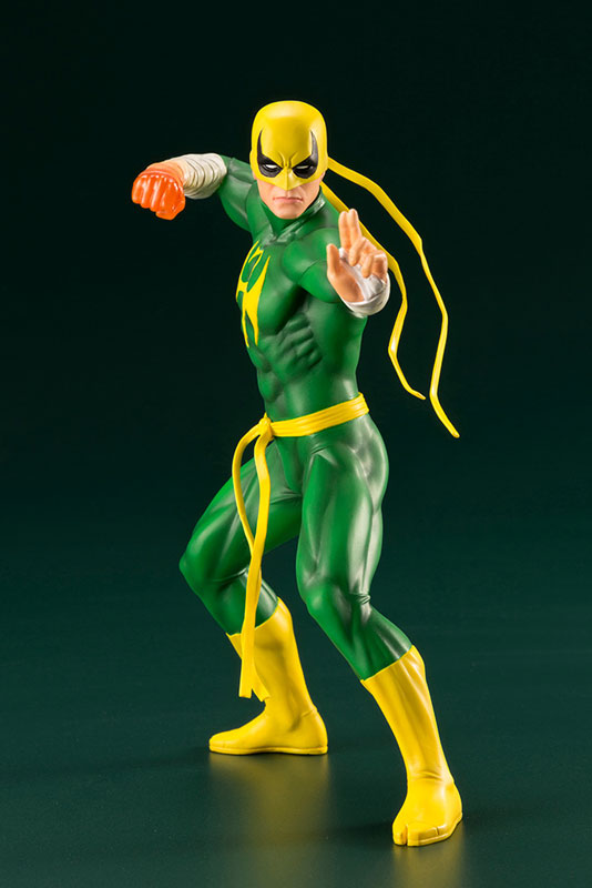 ARTFX+ - MARVEL UNIVERSE Defenders: Iron Fist