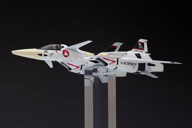 Macross - VF-4 fighter 1/72 scale