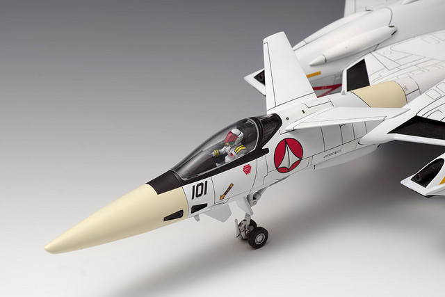 Macross - VF-4 fighter 1/72 scale