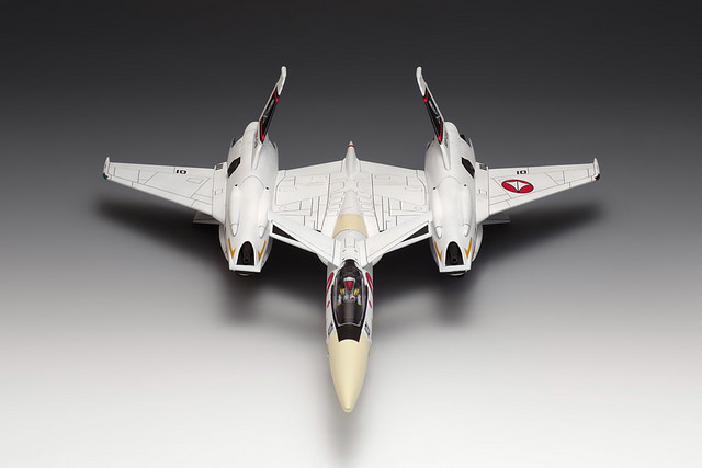 Macross - VF-4 fighter 1/72 scale