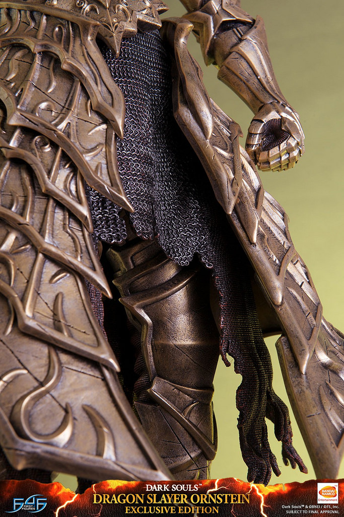 Dark Souls - DRAGON SLAYER ORNSTEIN (REGULAR / EXCLUSIVE)
