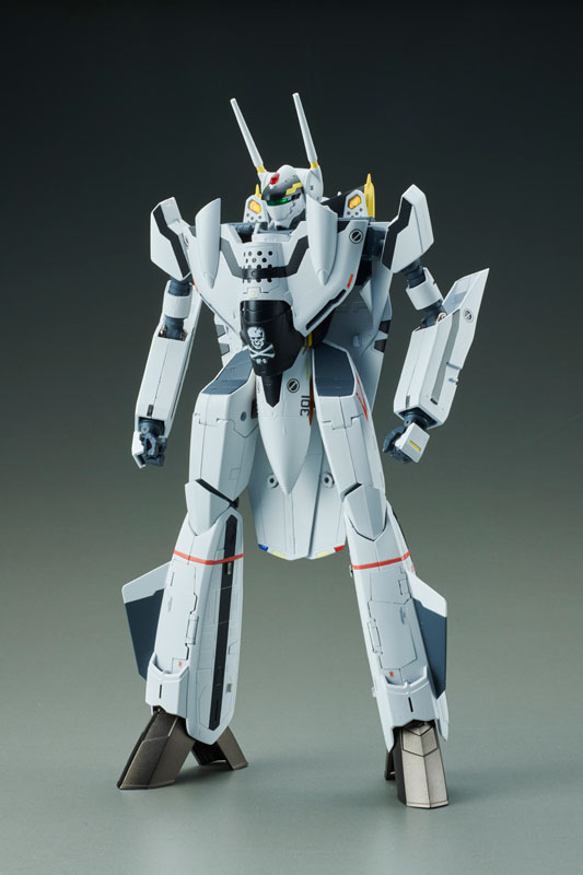 VF-0S Phoenix Focker Type from Macross Zero