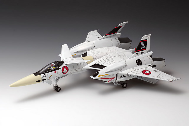 Macross - VF-4 fighter 1/72 scale