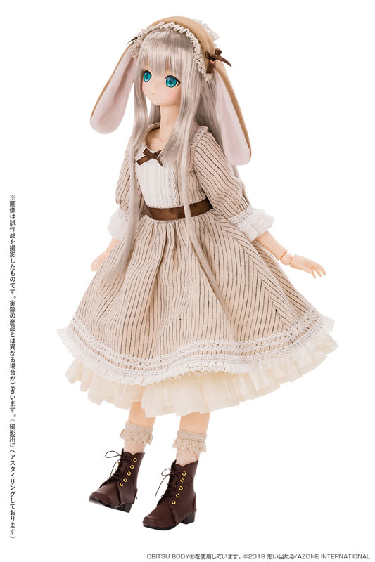 Alice / Time of grace III - Easter Bunny in Wonderland - Caffe latte