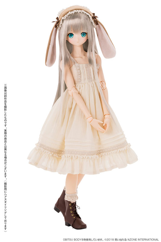 Alice / Time of grace III - Easter Bunny in Wonderland - Caffe latte
