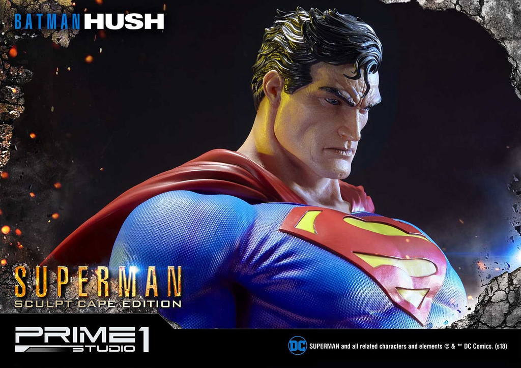 Superman Sculpt Cape Edition