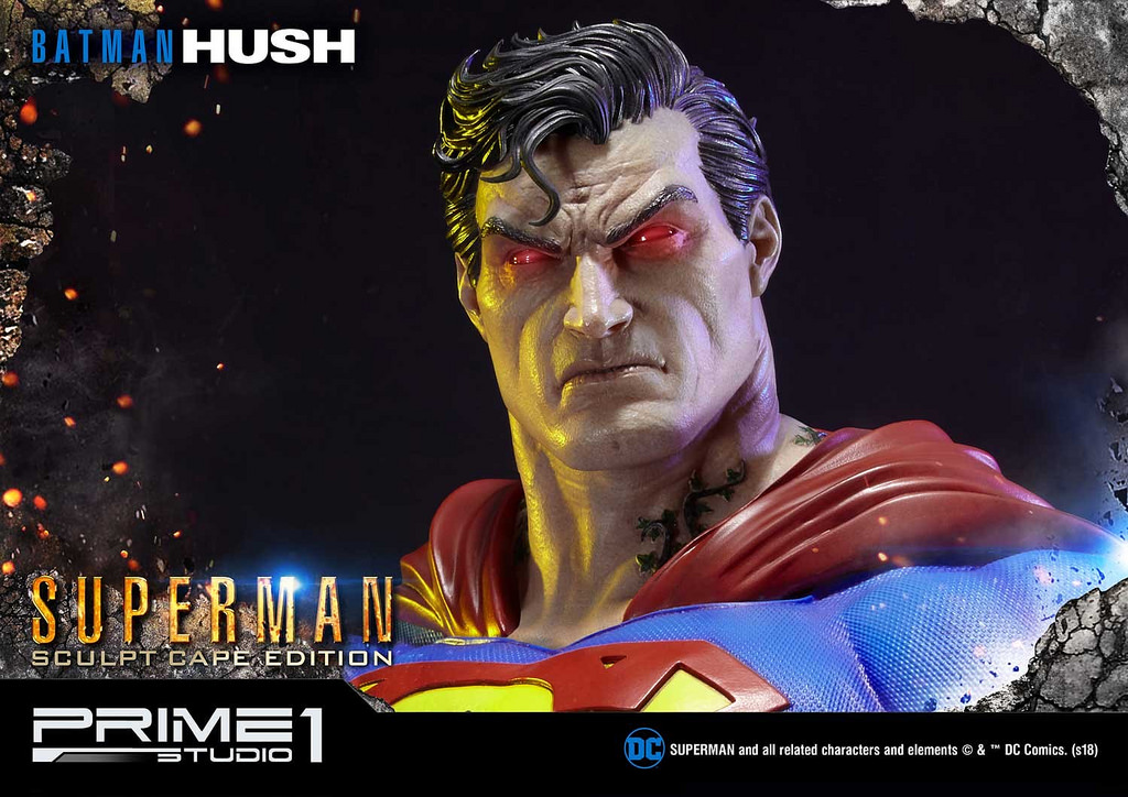 Superman Sculpt Cape Edition