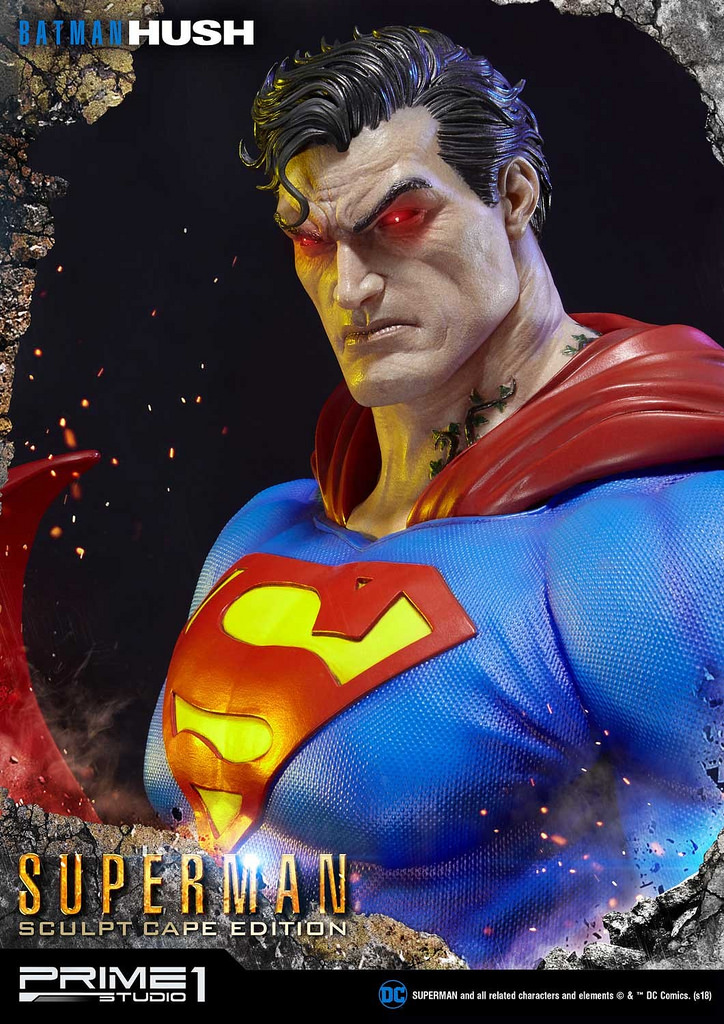 Superman Sculpt Cape Edition