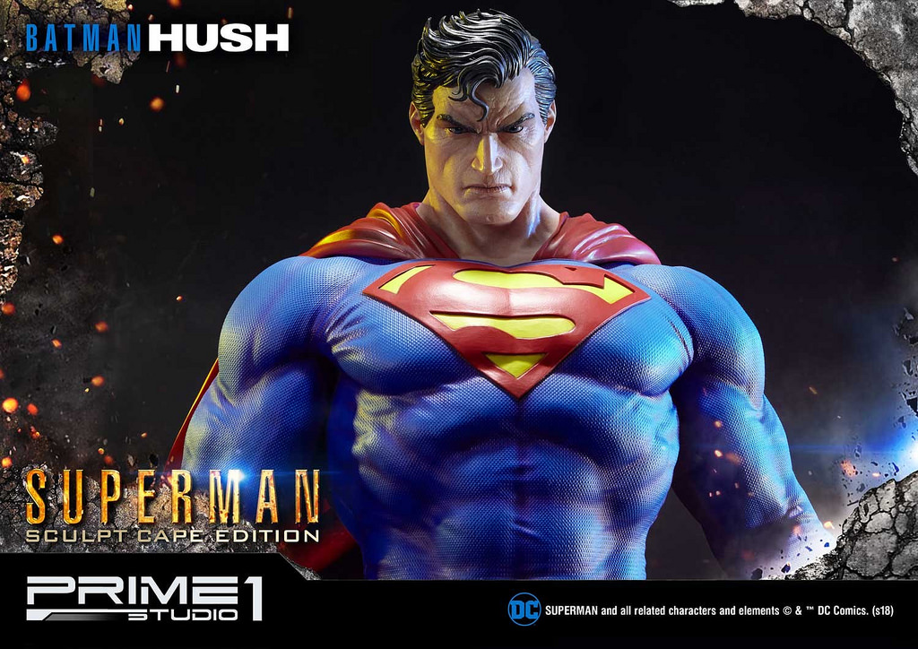 Superman Sculpt Cape Edition