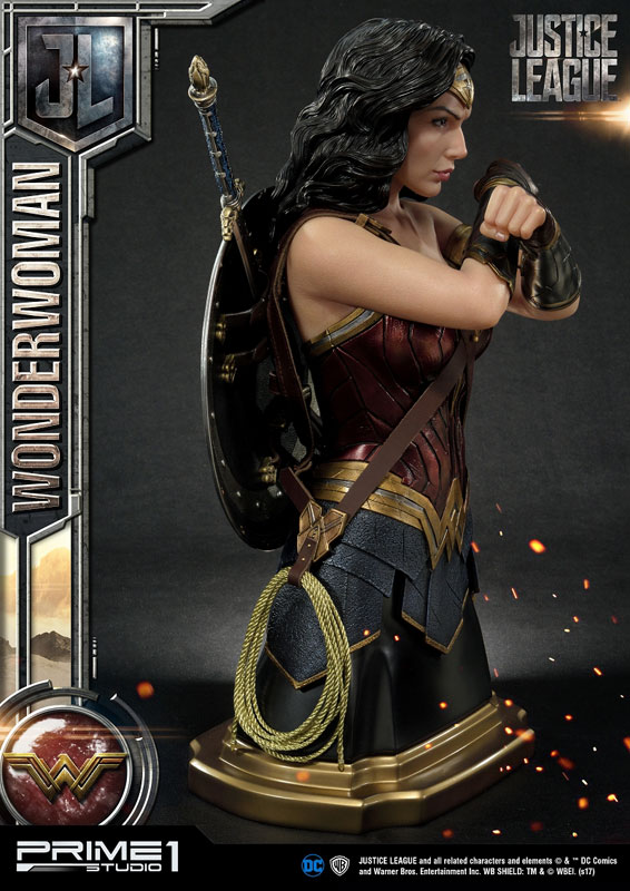 Premium Bust - Justice League: Wonder Woman 1/3 Bust
