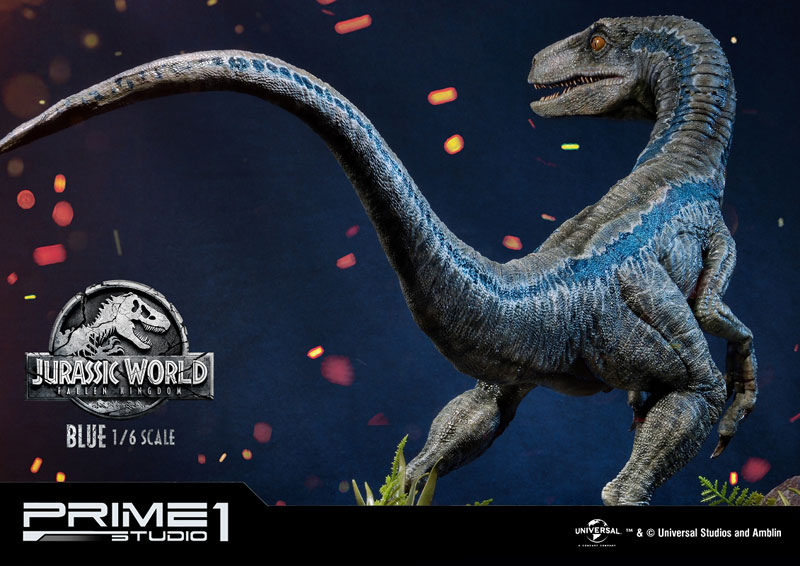 Legacy Museum Collection - Jurassic World: Fallen Kingdom: Blue 1/6 Statue