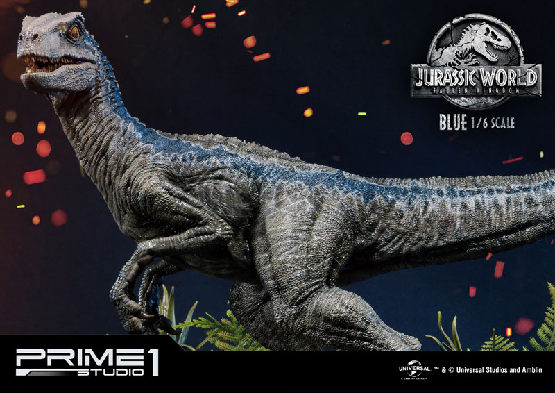 Legacy Museum Collection - Jurassic World: Fallen Kingdom: Blue 1/6 Statue