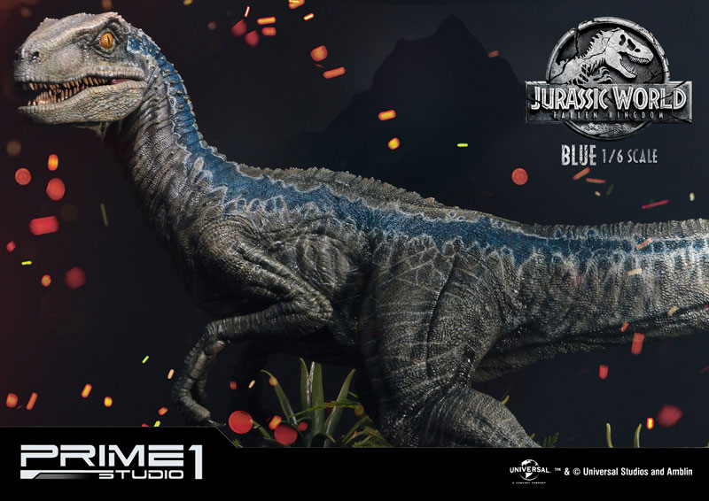 Legacy Museum Collection - Jurassic World: Fallen Kingdom: Blue 1/6 Statue