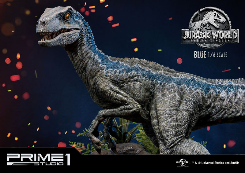 Legacy Museum Collection - Jurassic World: Fallen Kingdom: Blue 1/6 Statue