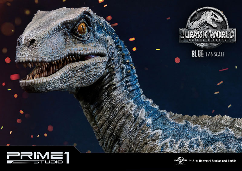 Legacy Museum Collection - Jurassic World: Fallen Kingdom: Blue 1/6 Statue