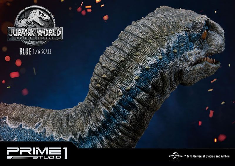 Legacy Museum Collection - Jurassic World: Fallen Kingdom: Blue 1/6 Statue