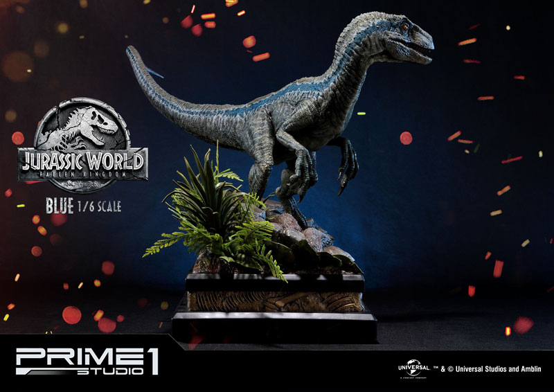 Legacy Museum Collection - Jurassic World: Fallen Kingdom: Blue 1/6 Statue