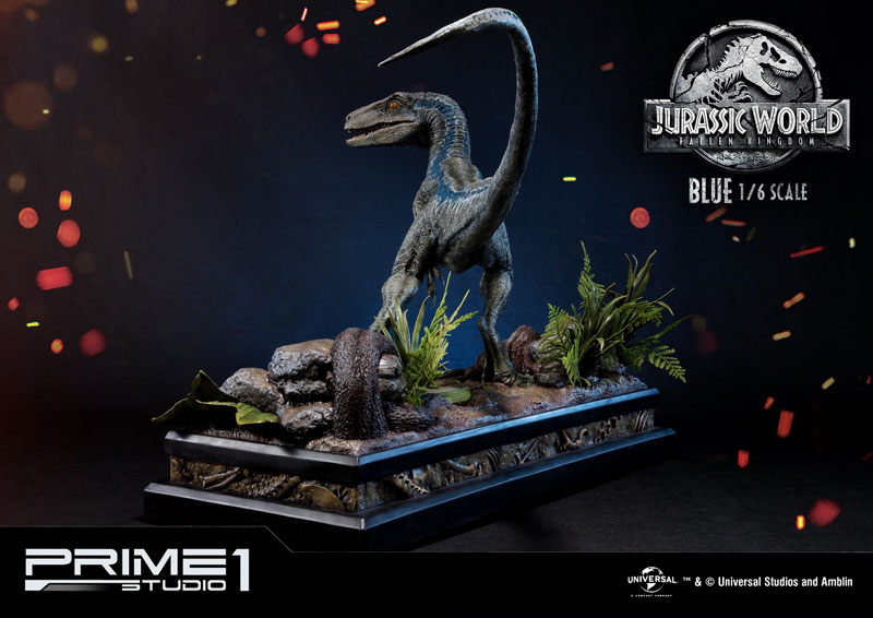 Legacy Museum Collection - Jurassic World: Fallen Kingdom: Blue 1/6 Statue