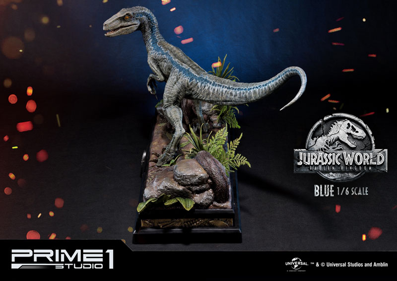 Legacy Museum Collection - Jurassic World: Fallen Kingdom: Blue 1/6 Statue