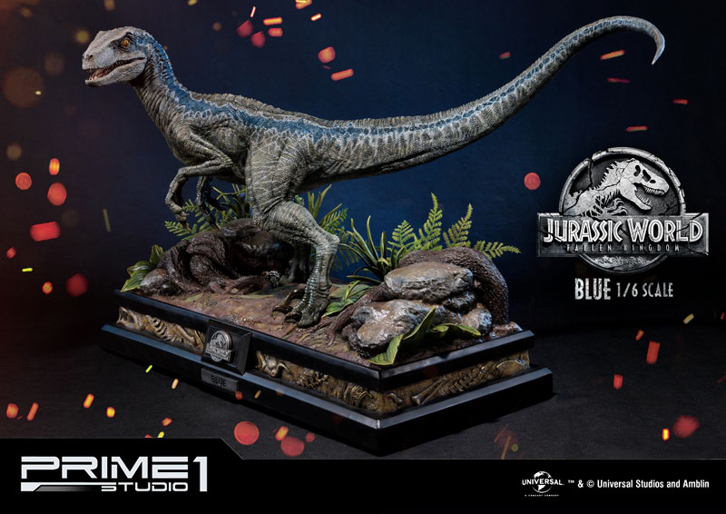 Legacy Museum Collection - Jurassic World: Fallen Kingdom: Blue 1/6 Statue