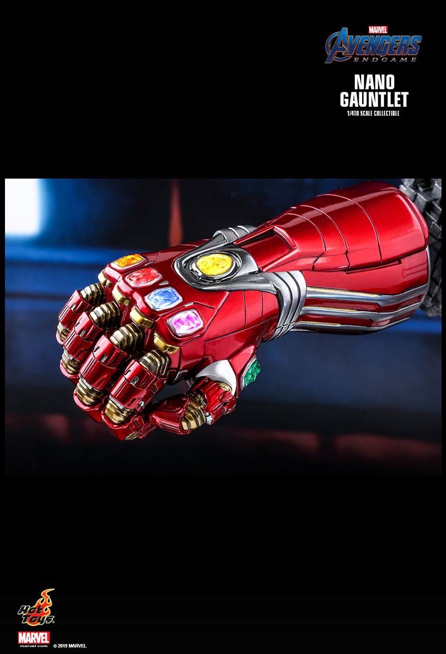 AVENGERS: ENDGAME NANO GAUNTLET 1/4TH SCALE COLLECTIBLE (Hot Toys)