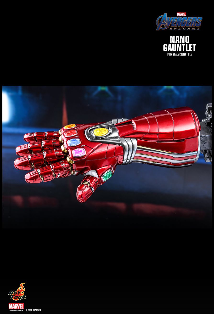 AVENGERS: ENDGAME NANO GAUNTLET 1/4TH SCALE COLLECTIBLE (Hot Toys)