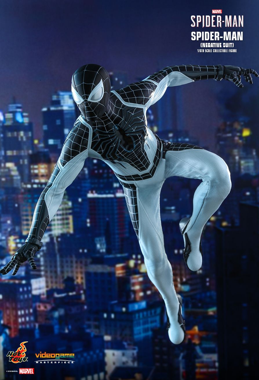 MARVEL'S SPIDER-MAN (NEGATIVE SUIT) 1/6TH SCALE COLLECTIBLE FIGURE (Hot Toys)