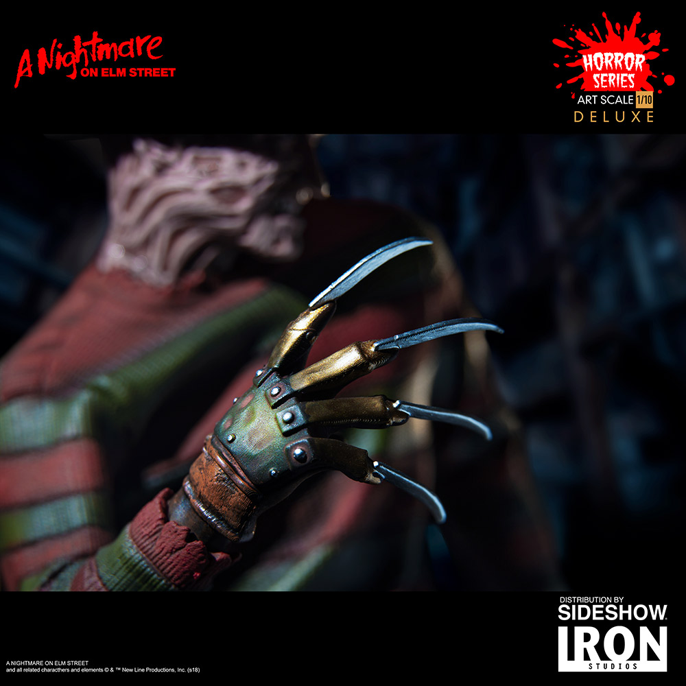 Freddy Krueger Deluxe Statue by Iron Studios