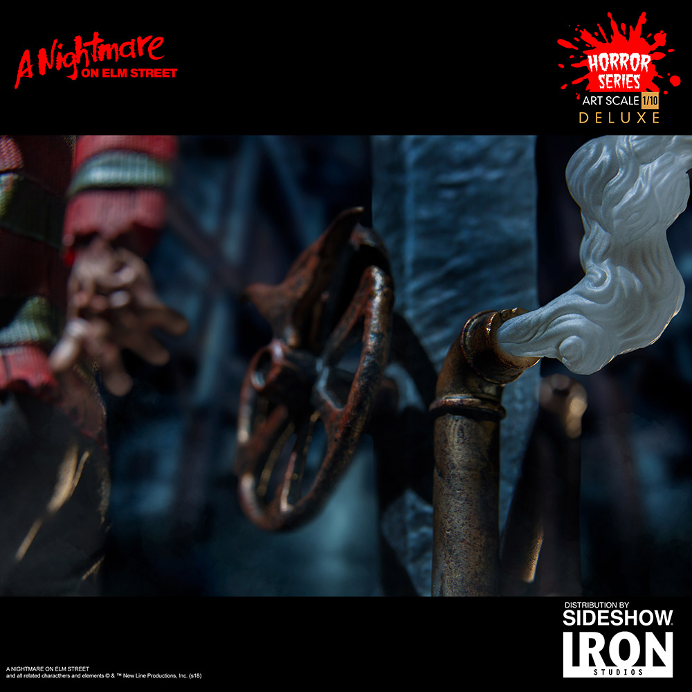 Freddy Krueger Deluxe Statue by Iron Studios