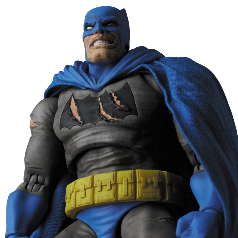 MAFEX No.119 BATMAN (TDKR: The Dark Knight Triumphant) Medicom Toy